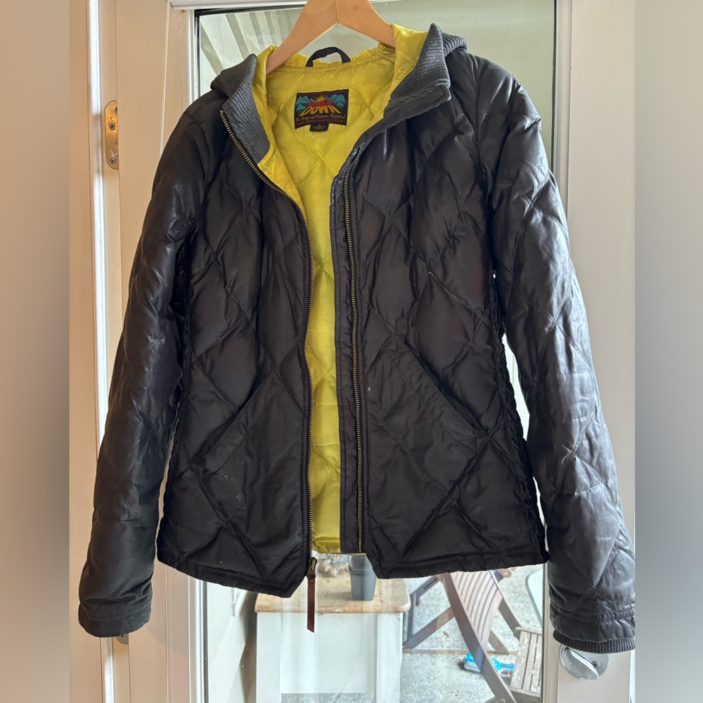 Eddie Bauer Hooded down puffer size S